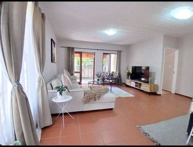 3 BEDROOM APARTMENT FOR SALE IN JUKSKEI PARK